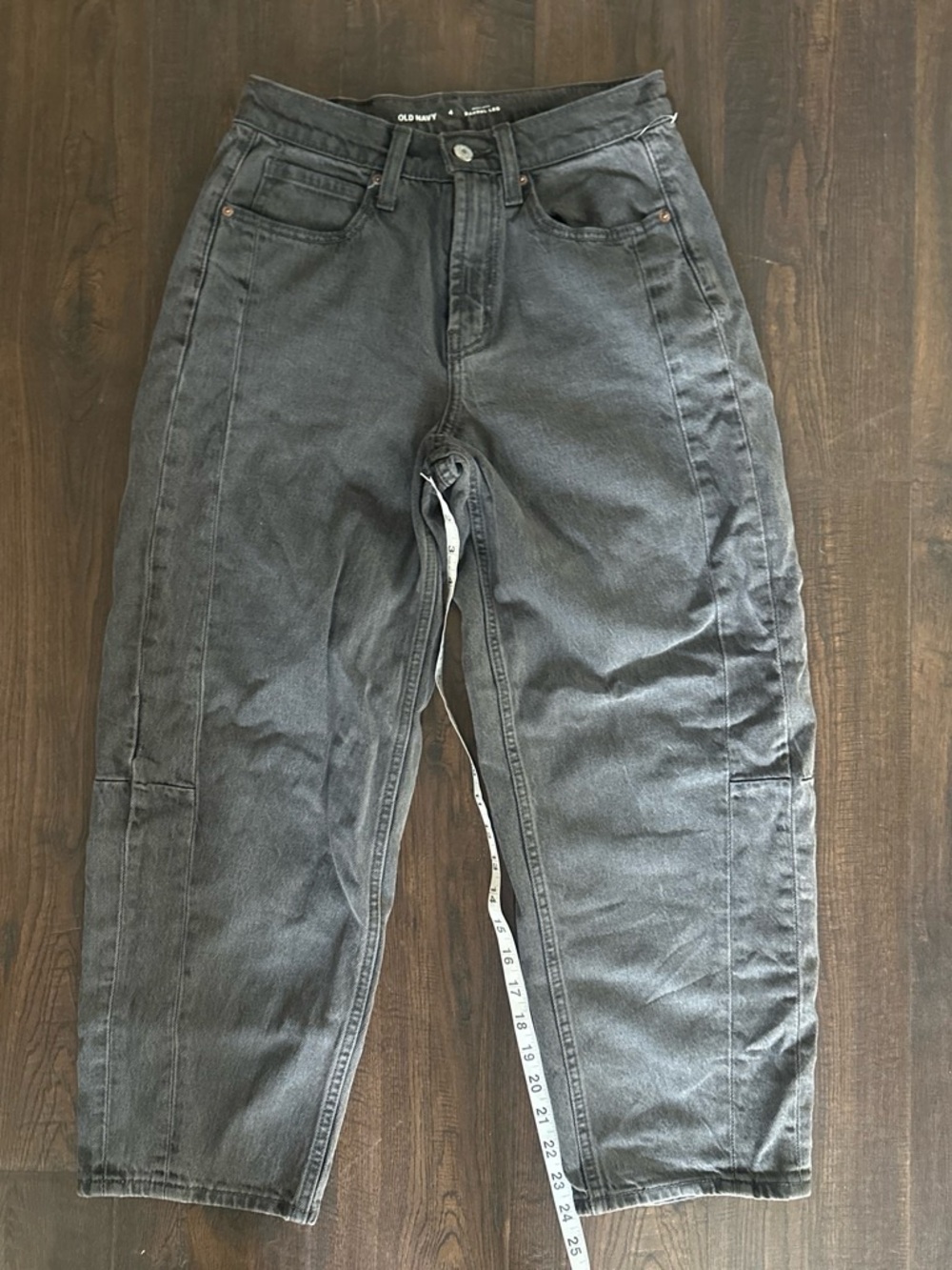 Old navy barrel high waisted jeans